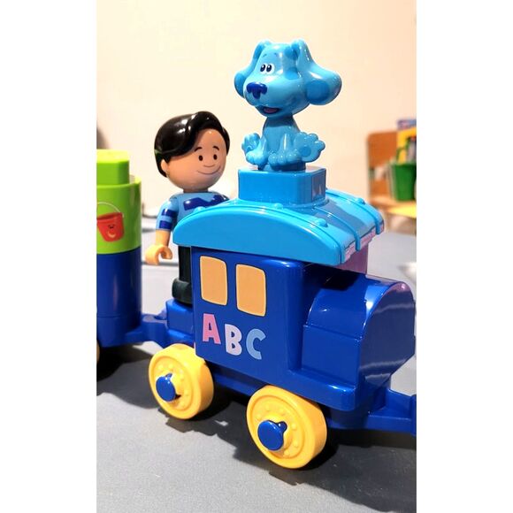 LeapFrog LeapBuilders Blue's Clues & You! Learning Letters Train Josh Pre-K Toy - Picture 3 of 7